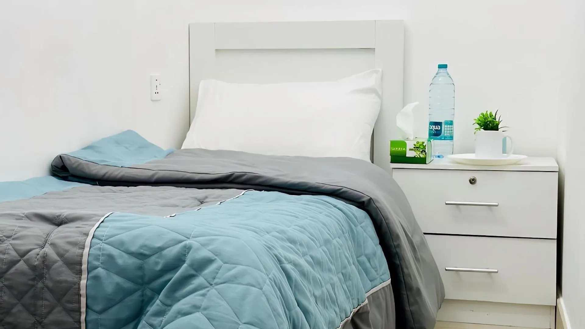 Hostal Albergue Abu Dhabi Pearl